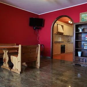 Nick & Santo's Holiday Homes Beach Front Lux Appartamento Giardini Naxos
