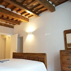 https://appartamento-san-romano.it-tuscanyhotel.com
